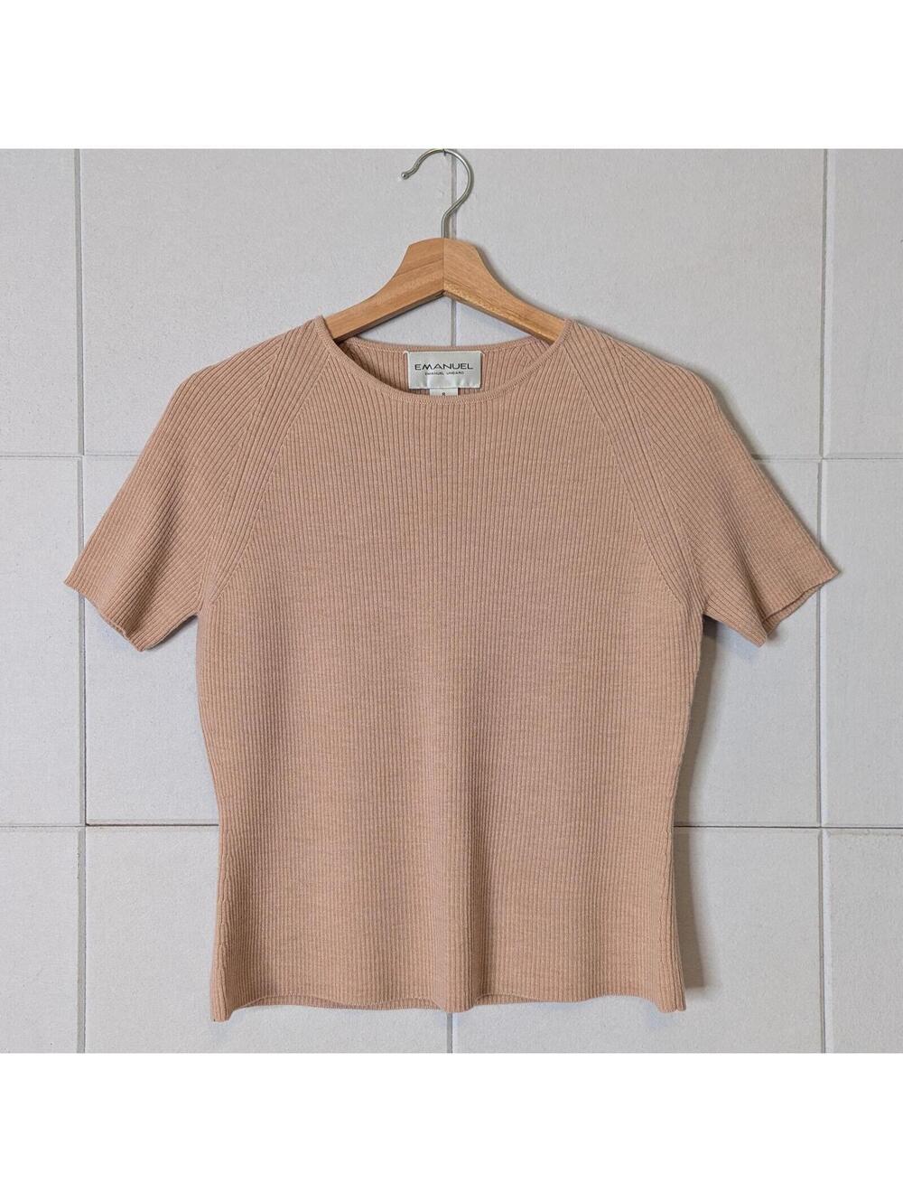 Vintage Emanuel Ungaro 100% wool ribbed short sleeve sweater top